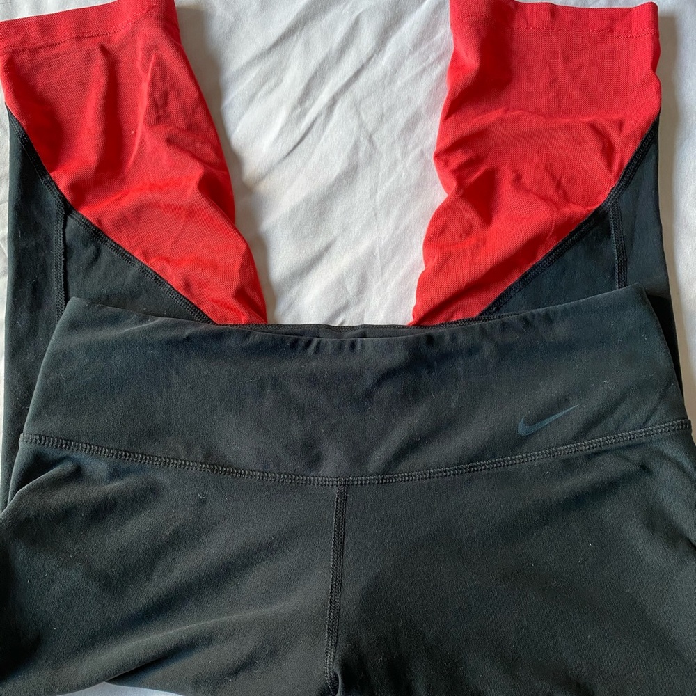 Nike dri fit crop leggings